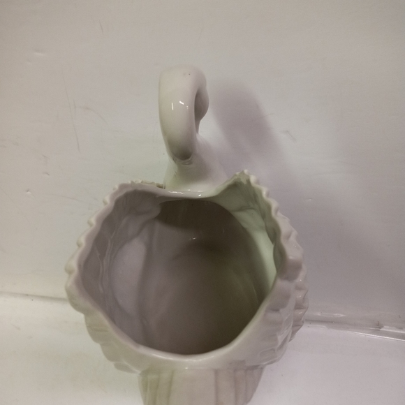 COPY - Vintage 3D Cypress Gardens Ivory Swan Candy Dish, Vase W/Rose Porcelain … - Picture 2 of 9
